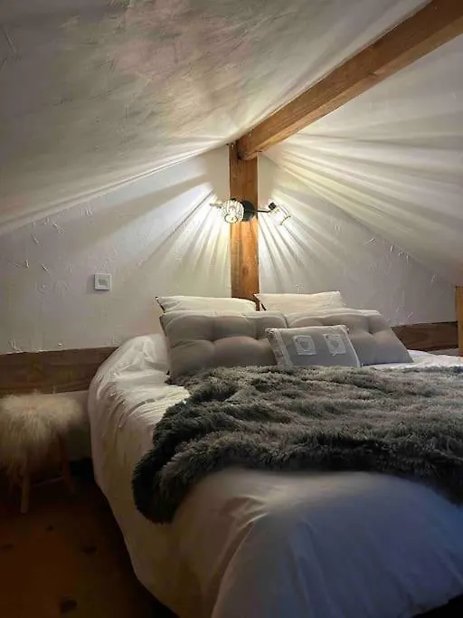 Gite La Foret Du Domaine Des Aguiles Nistos 0*,  France